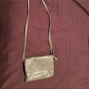 Crossbody purse